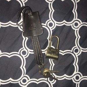 Gucci padlock and keys with holder